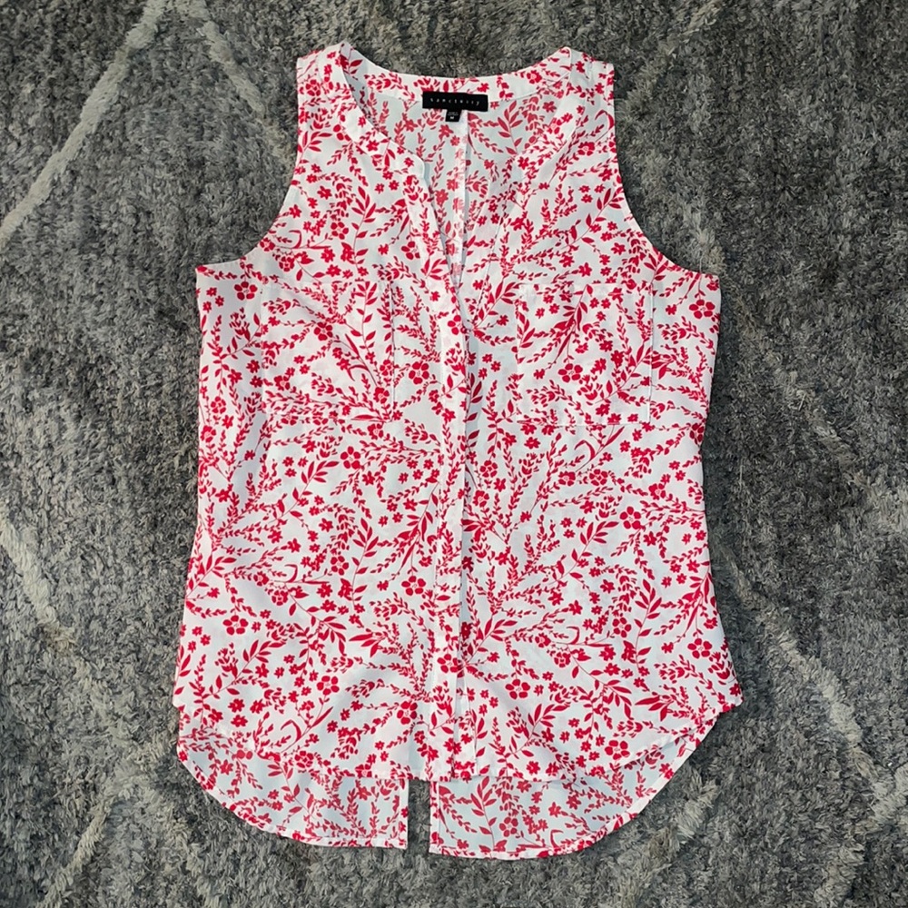 Red and white floral sleeveless shirt with buttons. SIZE MEDIUM by Sanctuary.